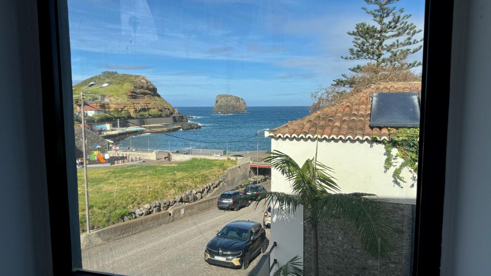 Sea Breeze Studios Porto Da Cruz Exterior photo